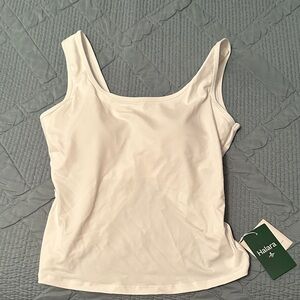 HALARA Cream Scoop Neck Tank Top